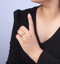 Load image into Gallery viewer, Cleo Ring
