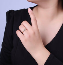 Load image into Gallery viewer, Sara Ring
