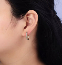 Load image into Gallery viewer, Cammy Hoops
